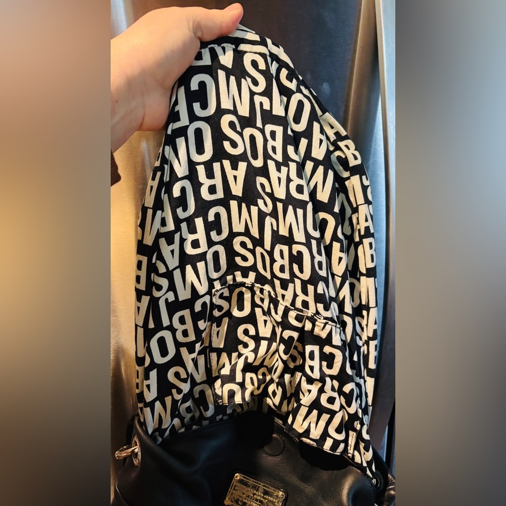Marc by Marc Jacobs Black Leather Hobo Bag - Picture 6 of 10